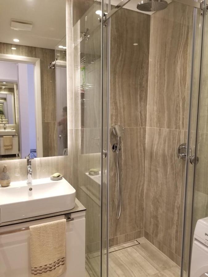 Azura Residence - New Luxury Apartment 베오그라드 외부 사진