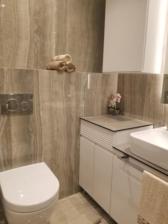 Azura Residence - New Luxury Apartment 베오그라드 외부 사진